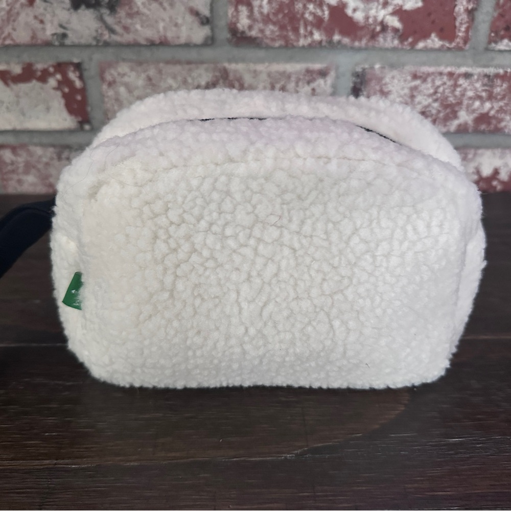 Kate Spade Chic White Sherpa Cosmetic Bag